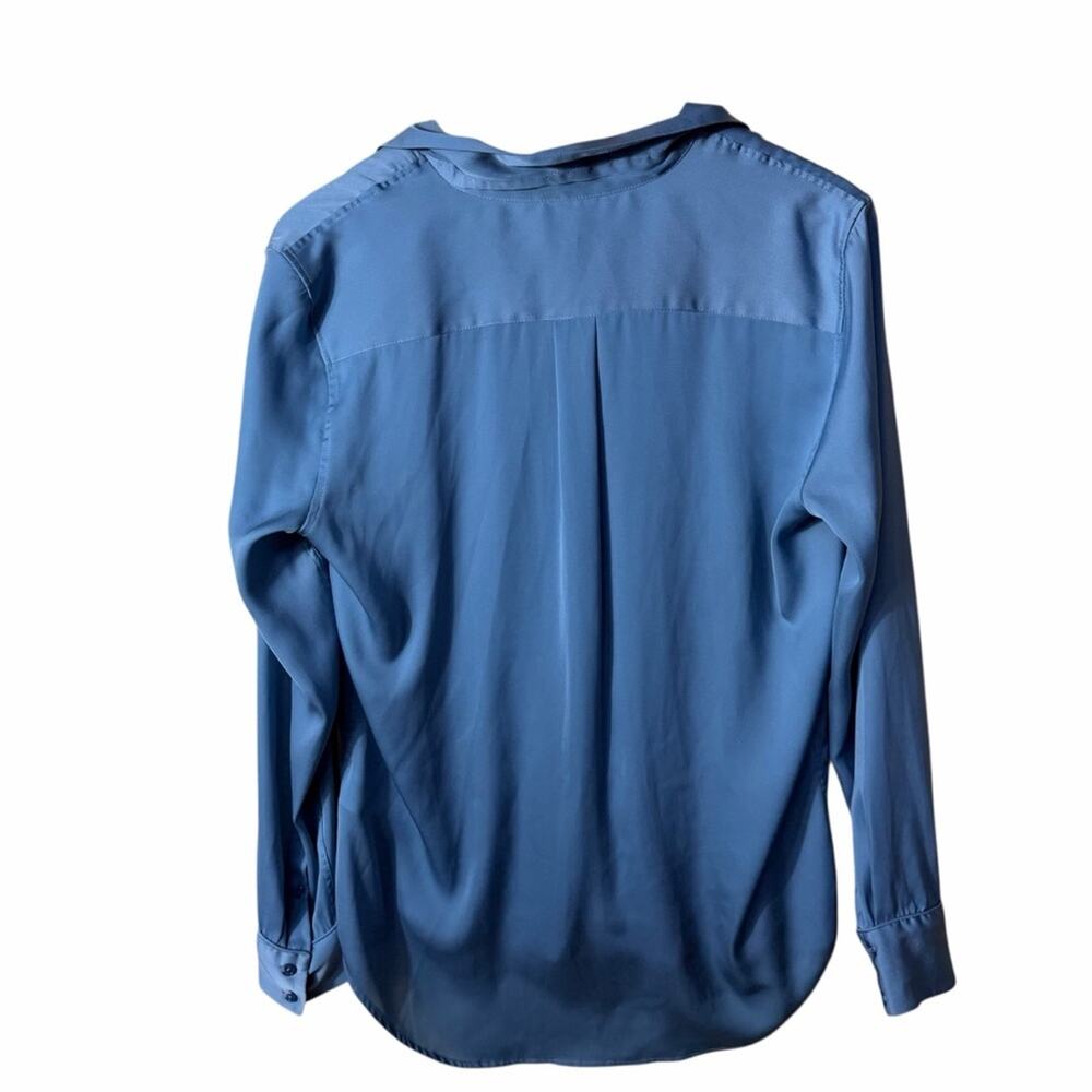 Equipment Femme Keira Satin Button Down Top Size Medium - Picture 5 of 7